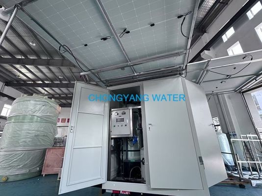 Zonne-aangedreven waterzuiveraar/Draagbaar Solar RO-systeem/Off-grid waterbehandelingsunit